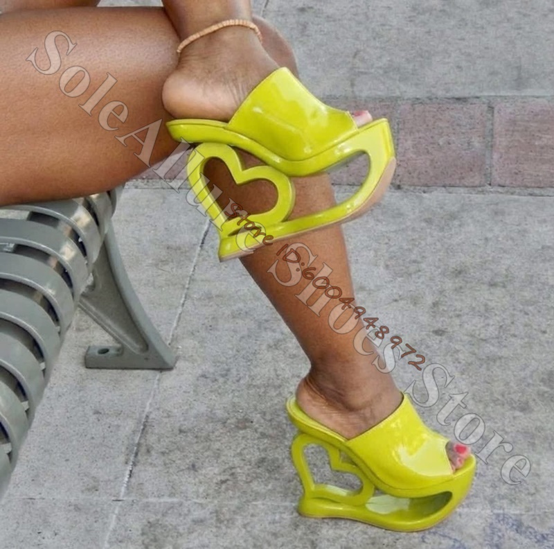 รองเท้าส้นเตารีดแบบสวมเปิดนิ้ว - Casual Sandal Leather บทวิจารณ์และราคา